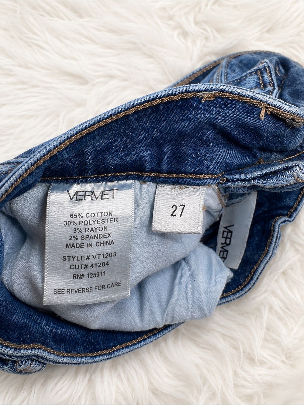 Vervet High Rise Wide Leg Jeans Women’s Size 27 Button Fly Stretch Denim Trendy - Picture 4 of 4